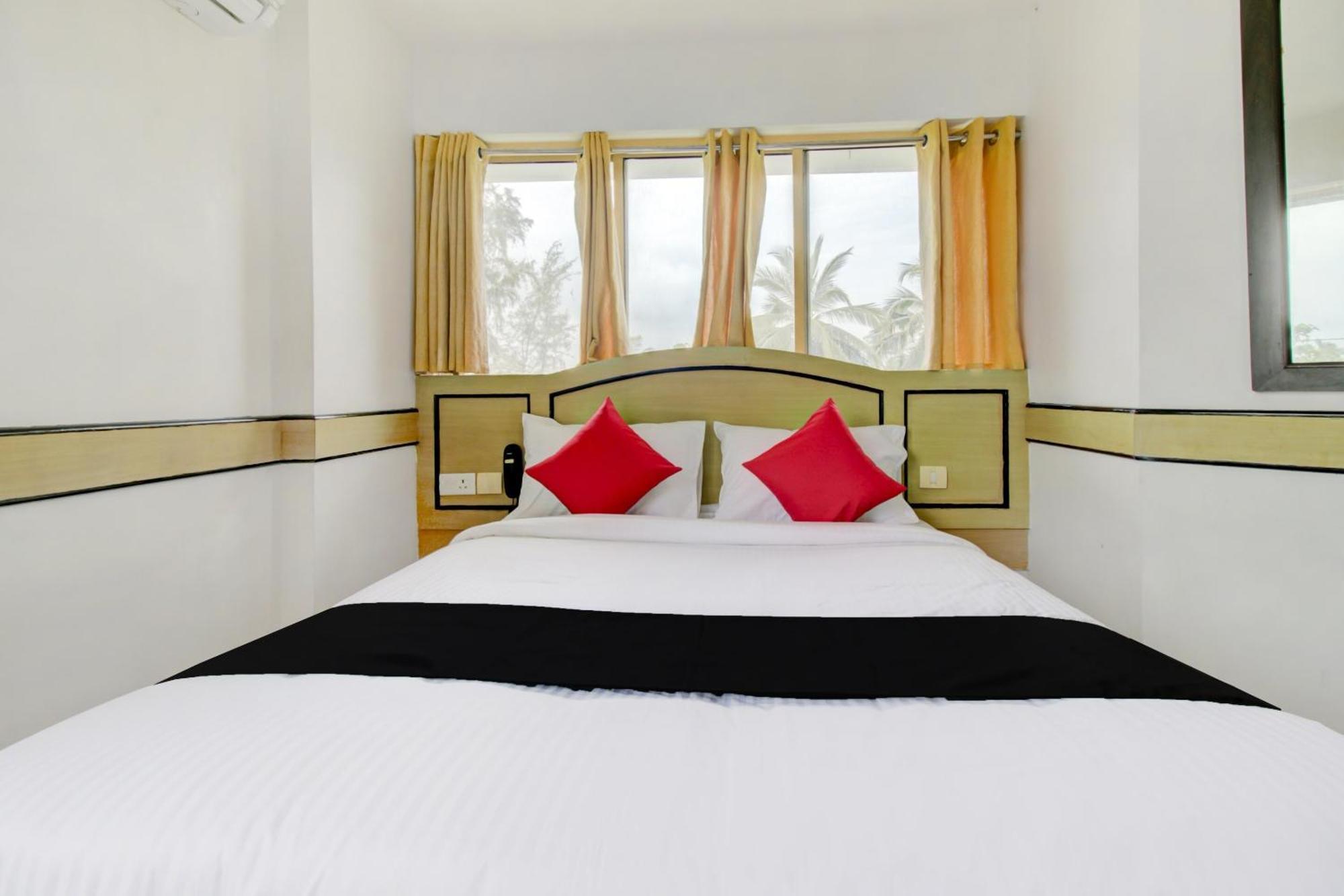 Collection O 75308 Floatel International Beach Resort Каннур Экстерьер фото
