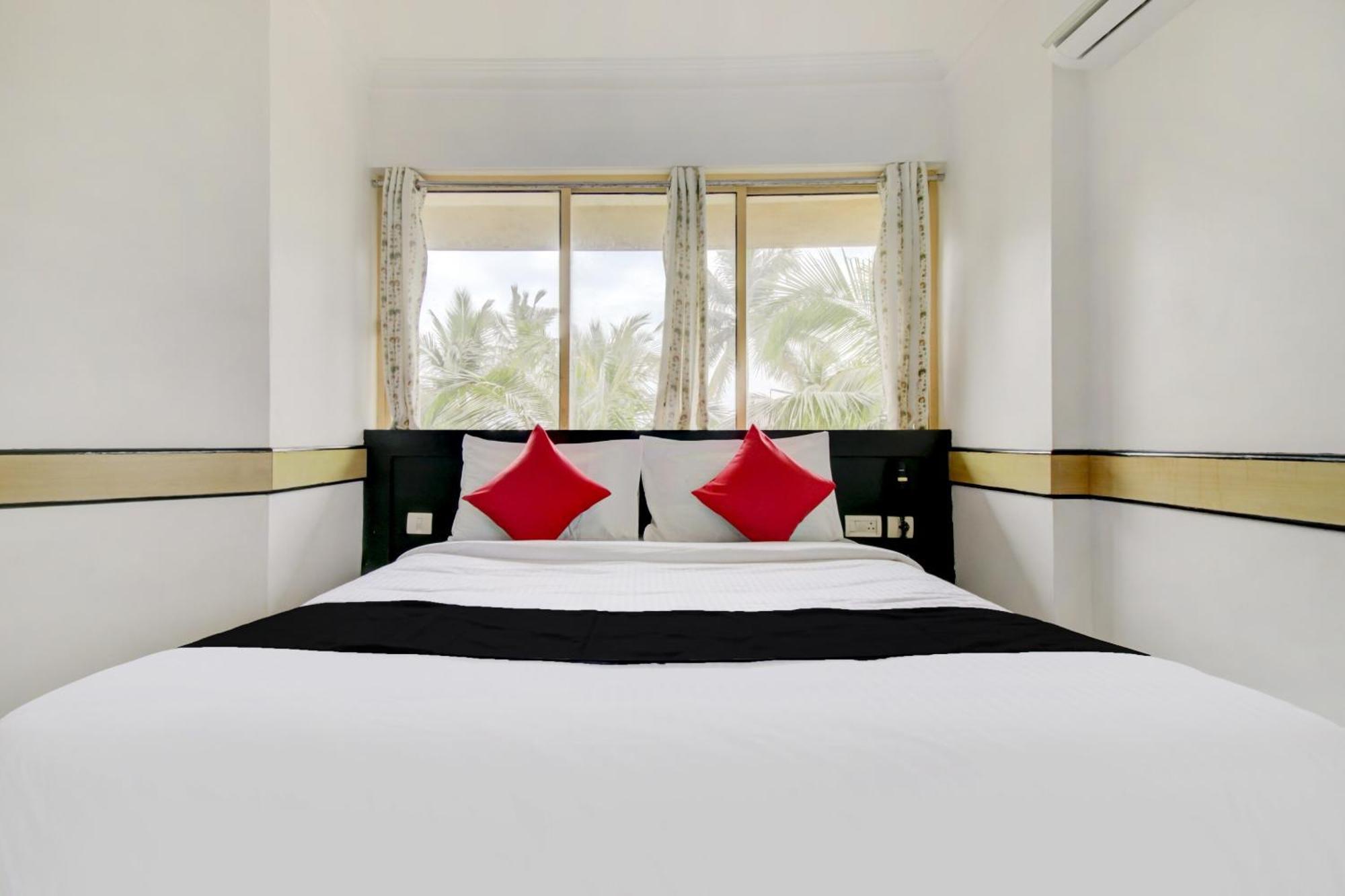 Collection O 75308 Floatel International Beach Resort Каннур Экстерьер фото